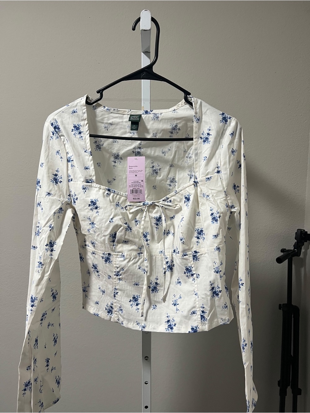 wild fable White Long-Sleeve Tie-Front Floral Top